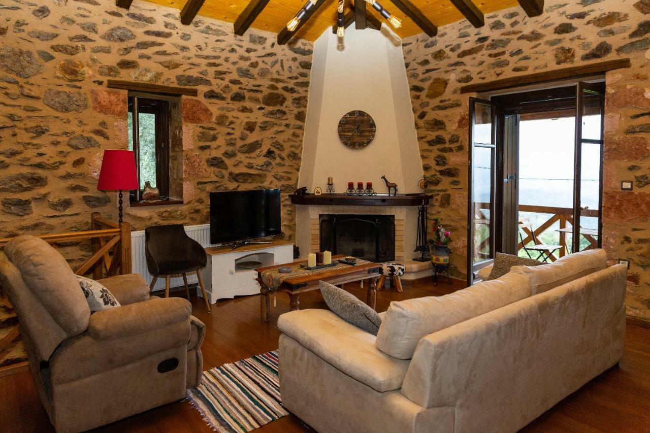 Affittacamere Luxury House In The Hills Sparta Esterno foto