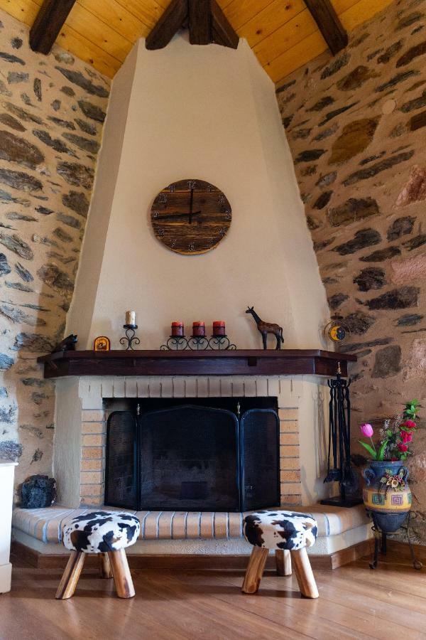 Affittacamere Luxury House In The Hills Sparta Esterno foto