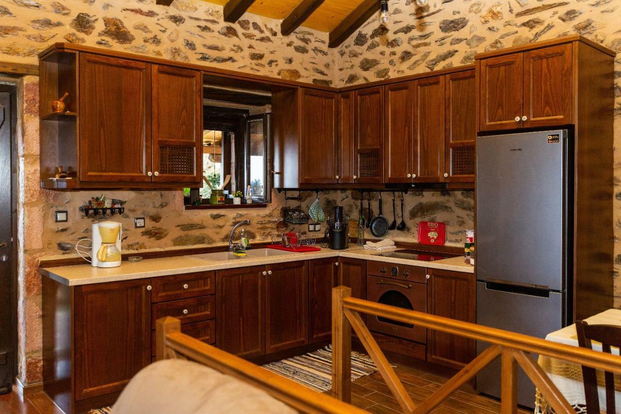 Affittacamere Luxury House In The Hills Sparta Esterno foto