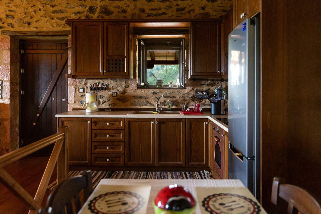 Affittacamere Luxury House In The Hills Sparta Esterno foto