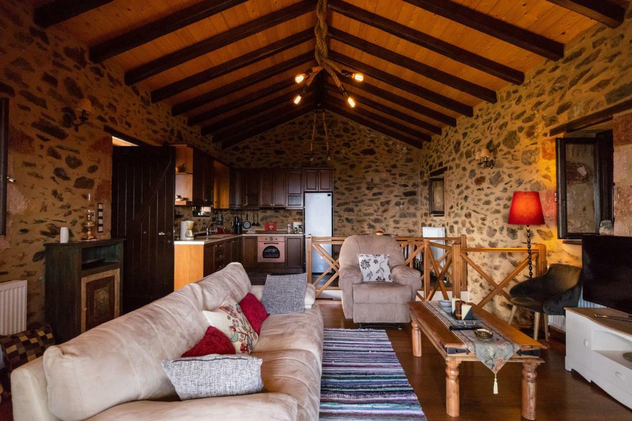 Affittacamere Luxury House In The Hills Sparta Esterno foto